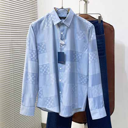 LV 新款男士<a href=/fushi/chenshan/ target=_blank class=infotextkey>长袖衬衫</a>