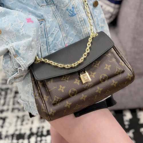 LV新款Germain BB锁头信封包