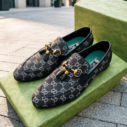 Gucci 黑老花乐福鞋