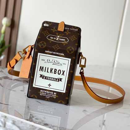 LV Milk 牛奶盒 M29326