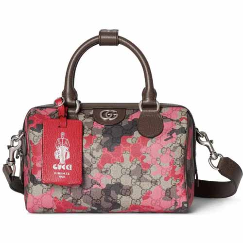 GUCCI 的新款枕头女包 PVC854860 