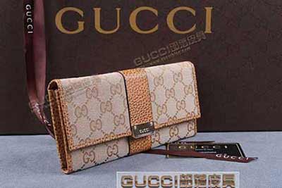 gucci 233028 浅杏布浅棕皮 古奇帆布配皮钱包