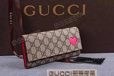 gucci 323223 啡PVC玫红色 古奇pvc钱包