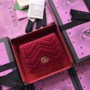 GUCCI古奇 不管是用料 做工 logo 钢印 编码 走线 每一个细节都将古奇的精彩内涵表现得淋漓尽致 质量保证 售后无担忧 原厂材料!实物拍摄 质量如图可见 型号:466492尺寸:11*9*3