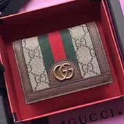 GUCCI古奇 不管是用料 做工 logo 钢印 编码 走线 每一个细节都将古奇的精彩内涵表现得淋漓尽致 质量保证 售后无担忧 原厂材料！实物拍摄 质量如图可见 型号：523155尺寸：11*8.5*