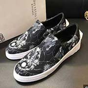  VERSACE——范思哲 Size：38-44 2018新品系列 美杜莎潮男低帮休闲鞋 进口印花布料 与众不同的个性！头层牛皮内里 原版大底！现货