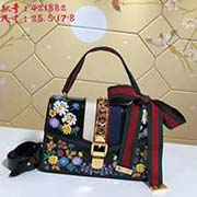 gucci新女包哈密瓜纹亮皮时尚绣花 花朵绣花织带手袋