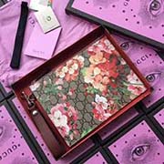 GUCCI古奇 不管是用料 做工 logo 钢印 编码 走线 每一个细节都将古奇的精彩内涵表现得淋漓尽致 质量保证 售后无担忧 原厂材料!实物拍摄 质量如图可见 型号:411691尺寸:24*18*1