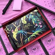 GUCCI古奇 不管是用料 做工 logo 钢印 编码 走线 每一个细节都将古奇的精彩内涵表现得淋漓尽致 质量保证 售后无担忧 原厂材料!实物拍摄 质量如图可见 型号:431270尺寸:30*20