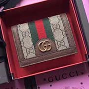 GUCCI古奇 不管是用料 做工 logo 钢印 编码 走线 每一个细节都将古奇的精彩内涵表现得淋漓尽致 质量保证 售后无担忧 原厂材料！实物拍摄 质量如图可见 型号：523155尺寸：11*8.5*
