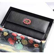 GUCCI古奇 不管是用料 做工 logo 钢印 编码 走线 每一个细节都将古奇的精彩内涵表现得淋漓尽致 质量保证 售后无担忧 原厂材料!实物拍摄 质量如图可见 型号:499779尺寸:19*9*3