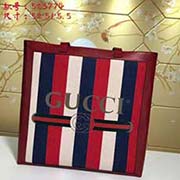 gucci古驰GUCCI新款 Ophidia mini bag条纹亚麻帆布 以白色 蓝色和红色的SyLaveWeb颜色重新解释体现了海洋感觉探索 裁剪红色皮革与双G椭圆形细节 设计一个可调整的肩带与附