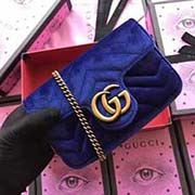GUCCI古奇 不管是用料 做工 logo 钢印 编码 走线 每一个细节都将古奇的精彩内涵表现得淋漓尽致 质量保证 售后无担忧 原厂材料!实物拍摄 质量如图可见 型号:476433尺寸:16.5*10