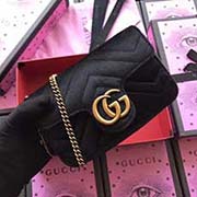 GUCCI古奇 不管是用料 做工 logo 钢印 编码 走线 每一个细节都将古奇的精彩内涵表现得淋漓尽致 质量保证 售后无担忧 原厂材料!实物拍摄 质量如图可见 型号:476433尺寸:16.5*10