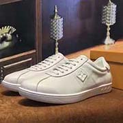 全羊里Louis Vuitton 路易·威登 官网款 高等质量 优质头层小牛皮精细手工精良复刻 全羊皮内里羊皮垫脚 高等大气 贵族风格 原版橡胶耐磨大底 品质 高等不失品味 时尚 新颖!!肯定的焦点!