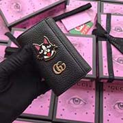 GUCCI古奇 不管是用料 做工 logo 钢印 编码 走线 每一个细节都将古奇的精彩内涵表现得淋漓尽致 质量保证 售后无担忧 原厂材料！实物拍摄 质量如图可见 型号：456118尺寸：7*11