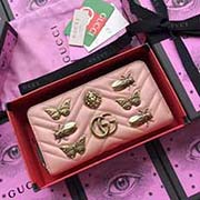 GUCCI古奇 不管是用料 做工 logo 钢印 编码 走线 每一个细节都将古奇的精彩内涵表现得淋漓尽致 质量保证 售后无担忧 原厂材料!实物拍摄 质量如图可见 型号:443123尺寸:19.5*10
