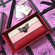GUCCI古奇 不管是用料 做工 logo 钢印 编码 走线 每一个细节都将古奇的精彩内涵表现得淋漓尽致 质量保证 售后无担忧 原厂材料!实物拍摄 质量如图可见 型号:476069尺寸:19*10*3