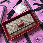 GUCCI古奇 不管是用料 做工 logo 钢印 编码 走线 每一个细节都将古奇的精彩内涵表现得淋漓尽致 质量保证 售后无担忧 原厂材料!实物拍摄 质量如图可见 型号:476055尺寸:19.5*10