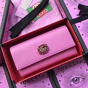 GUCCI古奇 不管是用料 做工 logo 钢印 编码 走线 每一个细节都将古奇的精彩内涵表现得淋漓尽致 质量保证 售后无担忧 原厂材料!实物拍摄 质量如图可见 型号:499790尺寸:19*10*2