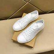  GUCCI 高等 男士2018专柜同步发售 码数：38-44 头 进口牛皮 头层羊皮内里。完全一比一复刻 獨家活动成型底超级舒适 原厂跟单货 高品质 可随意进出专柜 欢迎对比