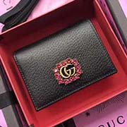 GUCCI古奇 不管是用料 做工 logo 钢印 编码 走线 每一个细节都将古奇的精彩内涵表现得淋漓尽致 质量保证 售后无担忧 原厂材料!实物拍摄 质量如图可见 型号:499783尺寸:11*8*3