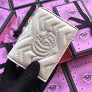 GUCCI古奇 不管是用料 做工 logo 钢印 编码 走线 每一个细节都将古奇的精彩内涵表现得淋漓尽致 质量保证 售后无担忧 原厂材料!实物拍摄 质量如图可见 型号:466492尺寸:11*9*3