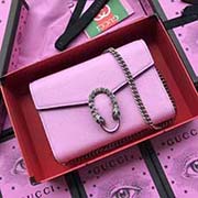 GUCCI古奇 不管是用料 做工 logo 钢印 编码 走线 每一个细节都将古奇的精彩内涵表现得淋漓尽致 质量保证 售后无担忧 原厂材料!实物拍 质量如图可见 型号:401231尺寸:20*13*6