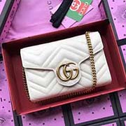 GUCCI古奇 不管是用料 做工 logo 钢印 编码 走线 每一个细节都将古奇的精彩内涵表现得淋漓尽致 质量保证 售后无担忧 原厂材料！实物拍摄 质量如图可见 型号：474575尺寸：20*13*6