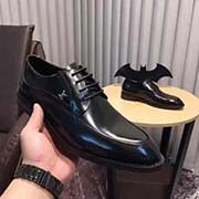 牛里Louis Vuitton路易威登/LV高等 2018春款专柜同步发售 鞋面意大利进口头层牛皮 全进口牛皮内里 完全一比一复刻 鞋底:原厂特供原版底 獨家活动成型底超级舒适 原厂跟单货 高品质 可