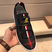 巴宝莉 高等代买 男士2018HK专柜同步发售。码数:38-44。意大利进口牛皮+原厂定制特殊印花材料 鞋底:原厂特供原版底 獨家活动成型底超级舒适 原厂跟单货 高品质 细节决定品质 我们只为用心做好