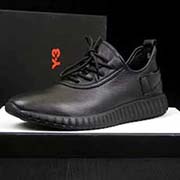 实物拍摄 Y-3 材料：鞋面采用牛皮 内里：布内里 羊皮鞋垫 大底：橡胶大底 码数：38-44 2018时尚潮男毕备精品
