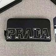PRADA男士单拉链钱包 专柜新款式 官网同步 2ML317 黑色 意大利高等原单十字纹牛皮质感极好 特别的大字唛设计凸显个性