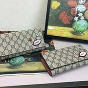 431394 GG 二折PVC款嘴唇绣花眼睛 金属搭配精良结合 采用意大利进口牛皮 采用复古 五金 宽19x高10.5x3cm 杏PVC黑色