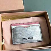MIUMIU 新品 5MC208 专柜最新波浪拼色系列卡包 小巧精致 双面卡位 设计实用又时尚采用高端进口牛皮山羊纹 里外全皮