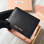 MIUMIU 口袋小钱包 pocket wallet 专柜新款小钱夹 5MV204 里外都是进口高端牛皮山羊纹 内压197A 百元钞银行卡硬币零钱通通可以收入其中 8 11