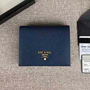 PRADA经典爆款女士短夹 1MV204 宝蓝散字唛 意大利高等原单十字纹牛皮质感极好 进口镀金金属五金配件 长11.2cm高8.5cm