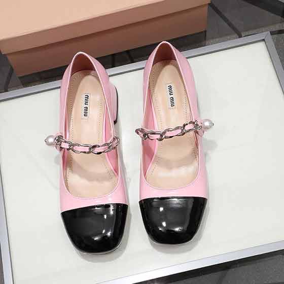 Miu Miu2020秋冬新款大品牌休闲女鞋，时尚淑女气质十