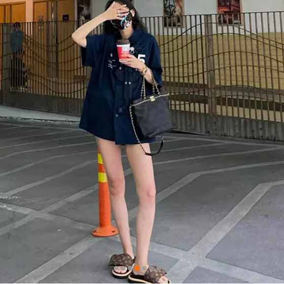 国际大品牌女鞋LV官网Jumbo Flatform系列秋东厚底凉
