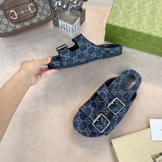 Gucci大品牌鞋女鞋新限量单层底拖鞋。