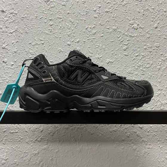 小红书爆款 NB703 复古老爹鞋 NewBalance 703越野跑鞋。