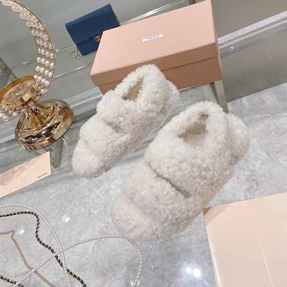 MiuMiu秋冬新品进口蓬松柔软毛