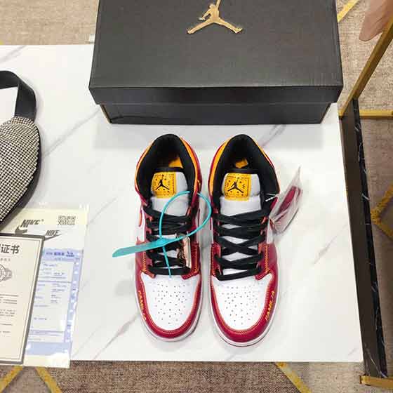 Air Jordan 1爆款秋季aj鞋子潮ins平底休闲板鞋运动高帮鞋