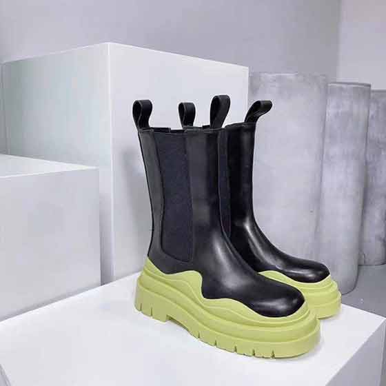 高品质 Bottega Venet 秋冬新新牛油果色中筒靴