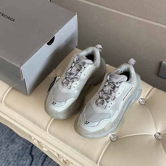 Balenciaga复古做旧工艺～原版老爹鞋。