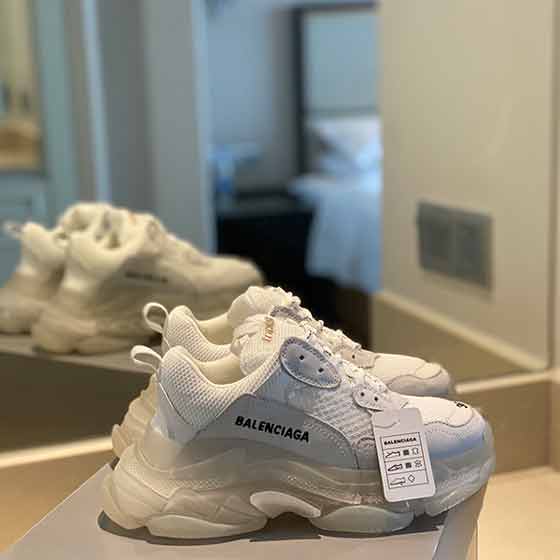 Balenciaga全球最火爆复古慢跑鞋，巴黎世家老爹鞋官网价