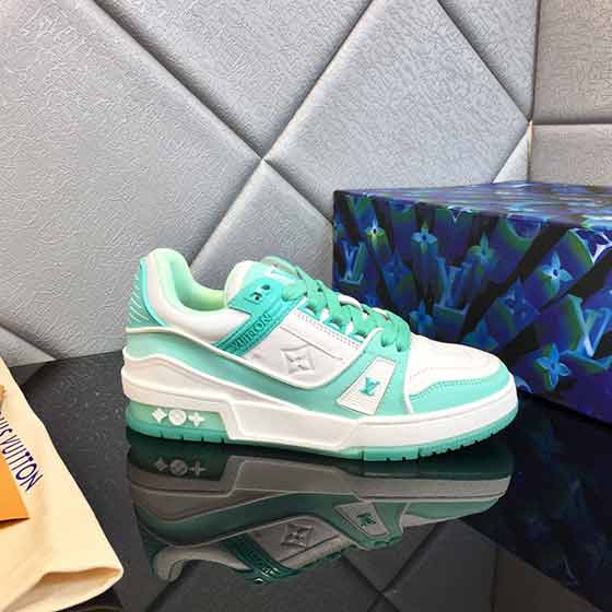 大品牌Louis V驴牌Trainer女
