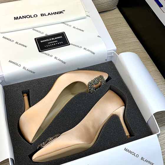 欧美大牌Manolo夏季新款凉鞋 经典女神水晶扣系低跟女鞋