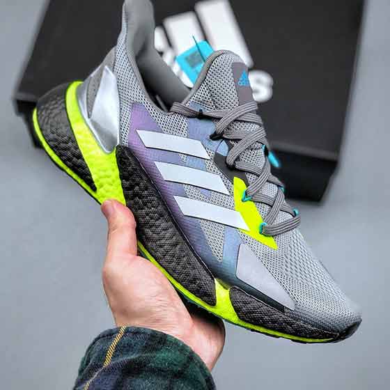 阿迪达斯/adidas Boost X9000L4 系列整体造型极具速