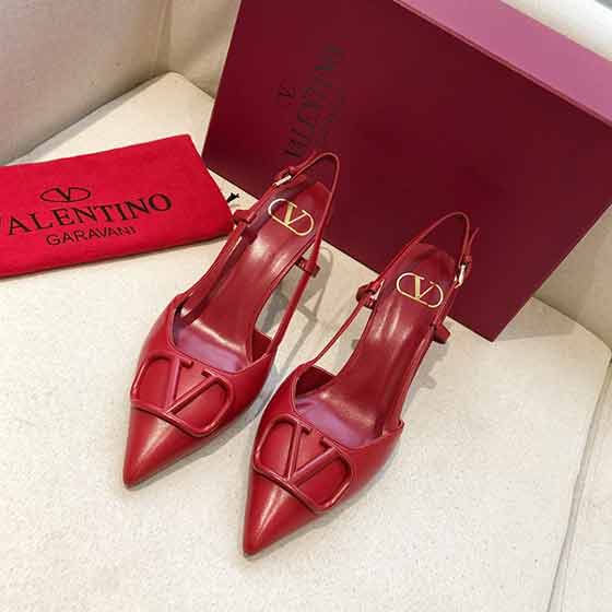Valentino女士凉鞋新款真品级版本大v扣单鞋